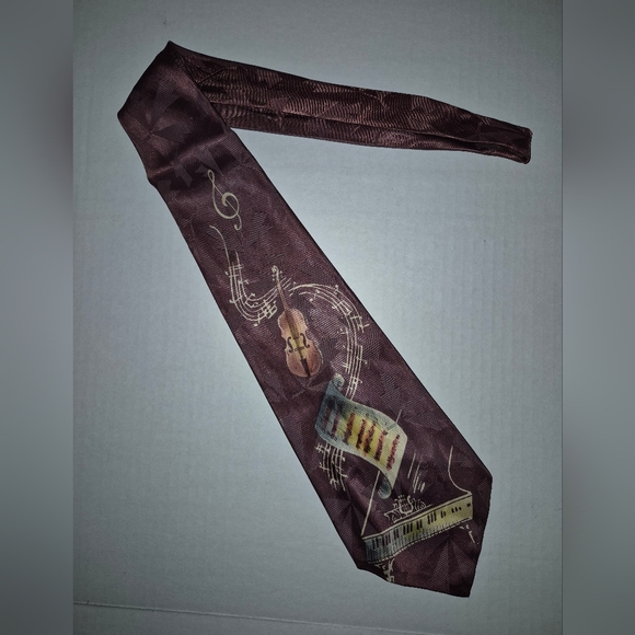 Musical Instrument Patterned Tie - Picture 1 of 5